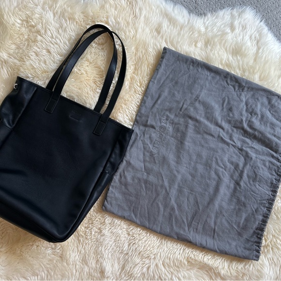 Alexander McQueen Men’s Black Medium Tote Bag - Picture 11 of 16